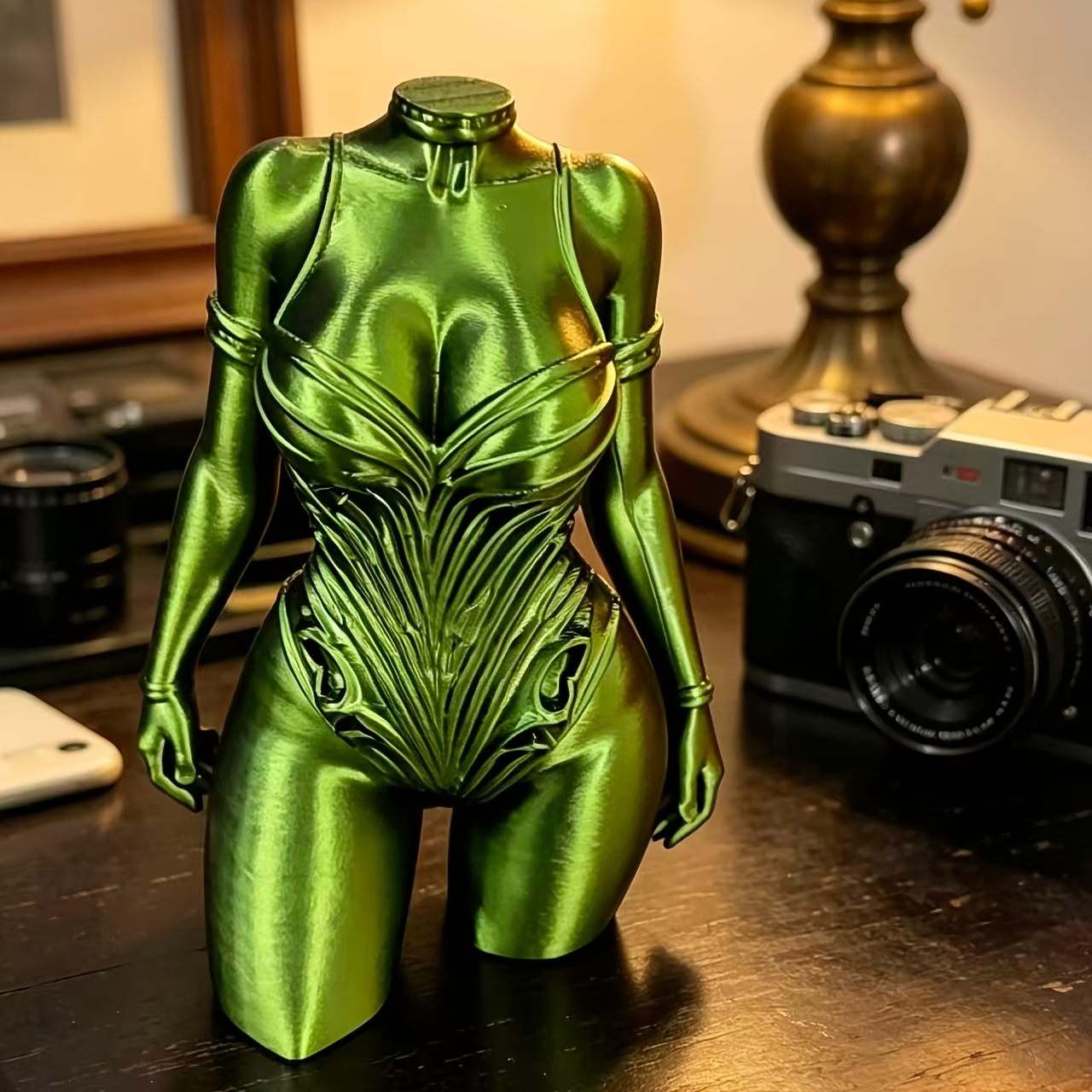Figura de Torso de Mujer Estil - Office Furniture Hon reseña y precio